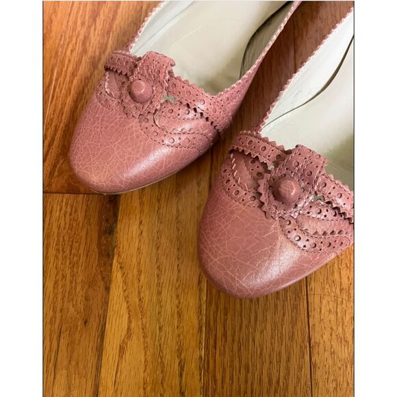 Balenciaga Coquelicot Brogue Flats - Picture 3 of 4